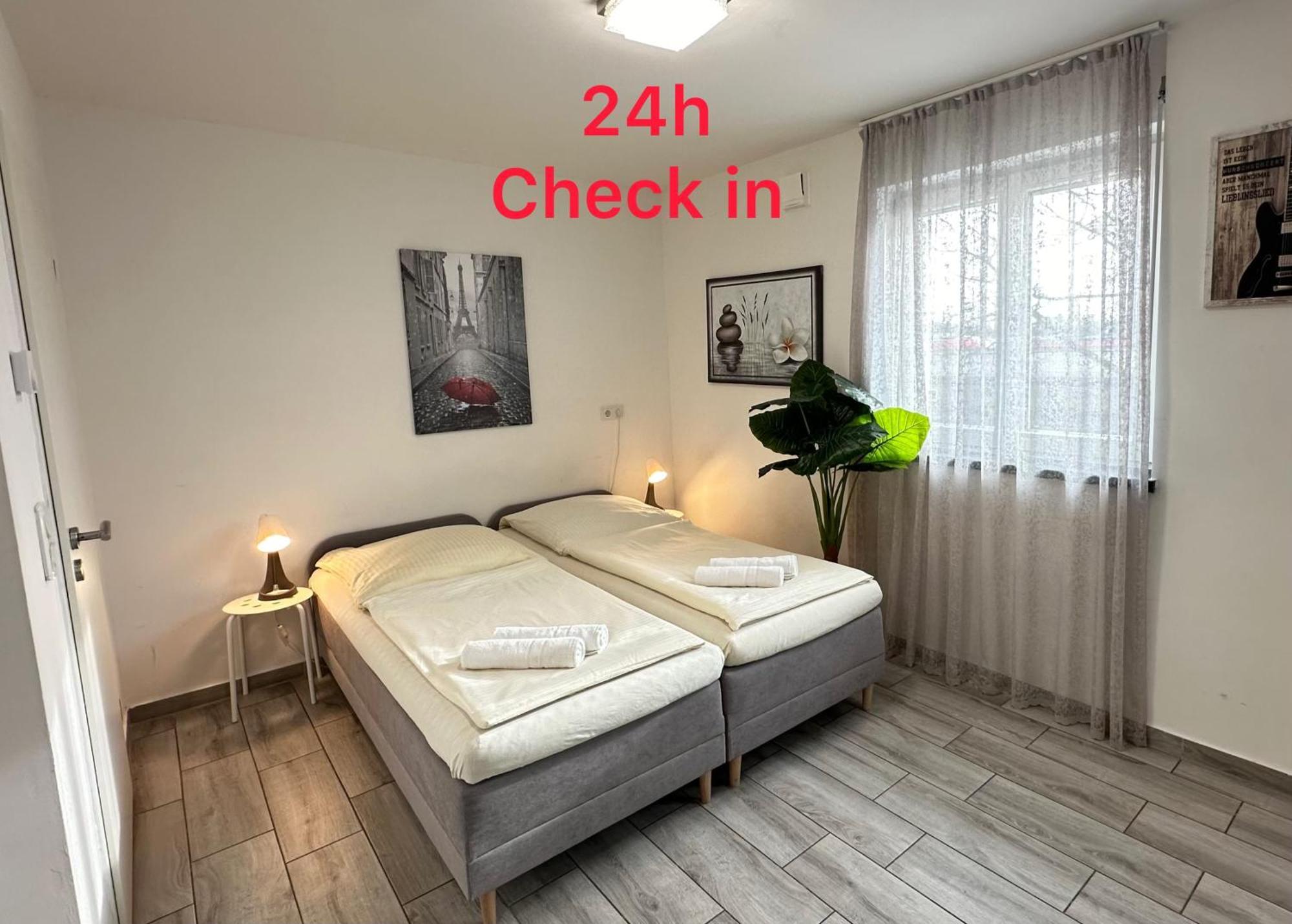 Modern Living Studio Kueche Netflix Inklusive Top Lage Norimberga Esterno foto