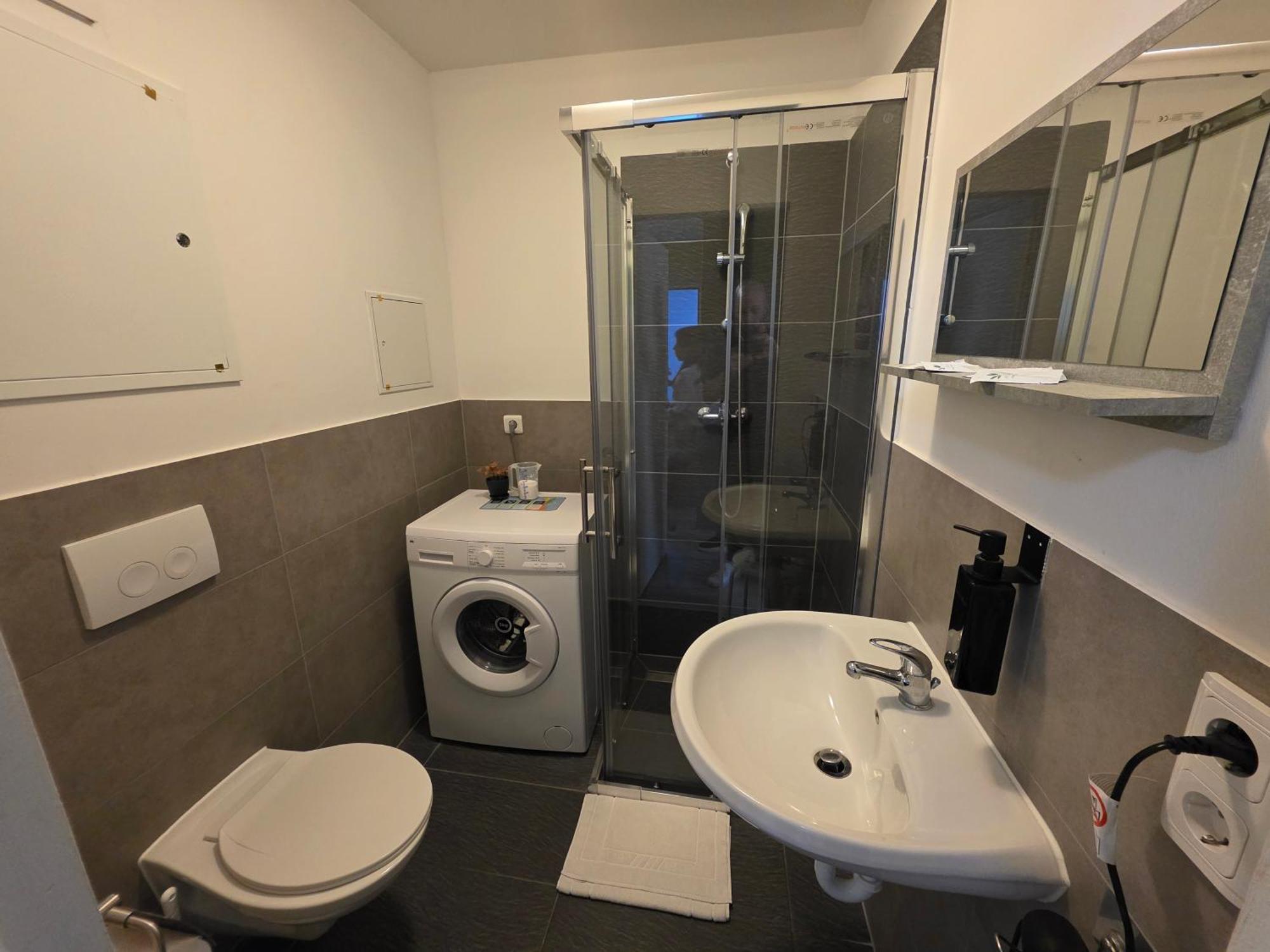 Modern Living Studio Kueche Netflix Inklusive Top Lage Norimberga Camera foto